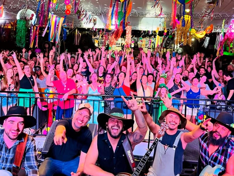 carnaval-mercado-publico-barrageiro