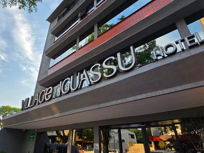 fachada-village-iguassu-hotel-centro-foz-iguacu